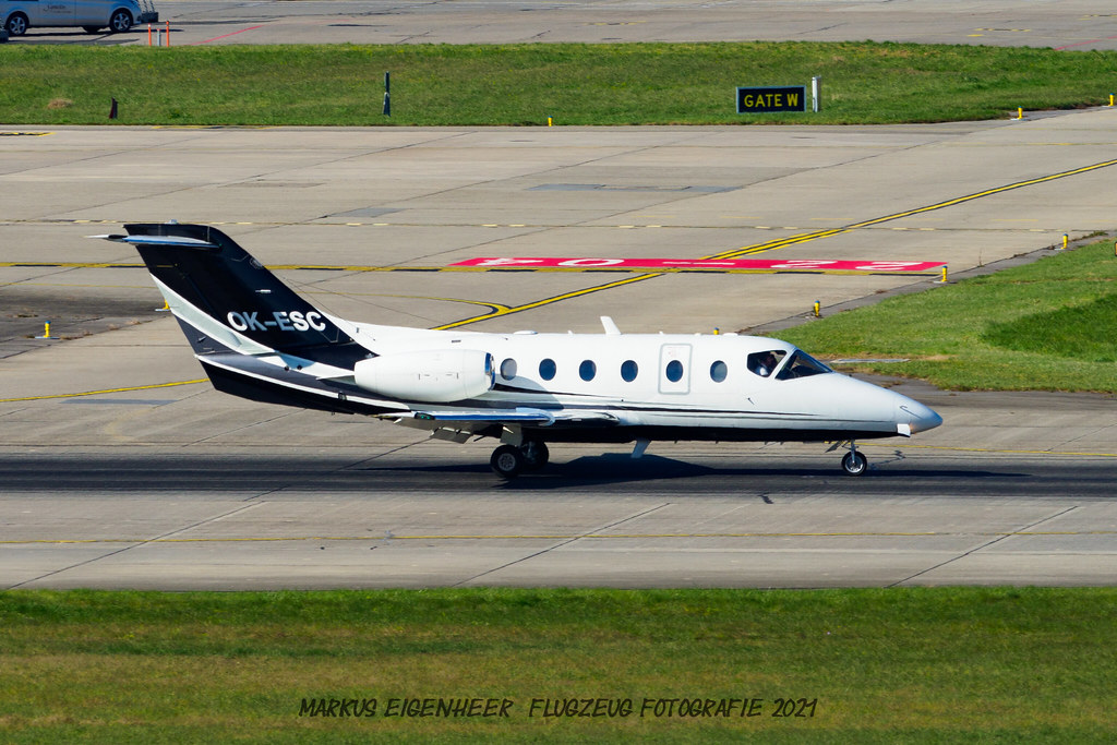 OKESC RAYTHEON AIRCRAFT 400A BEECHJET BE40 c/n RK295 → T… Flickr