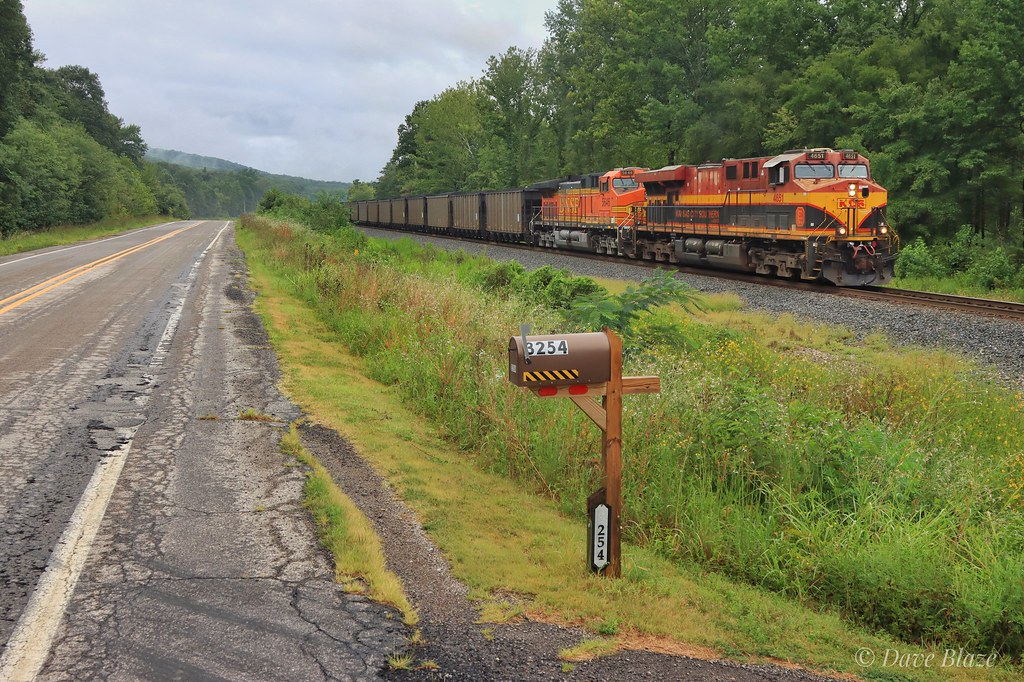 Rich Mountain Coal Kansas City Southern train 2CKCSH04 (lo… Flickr