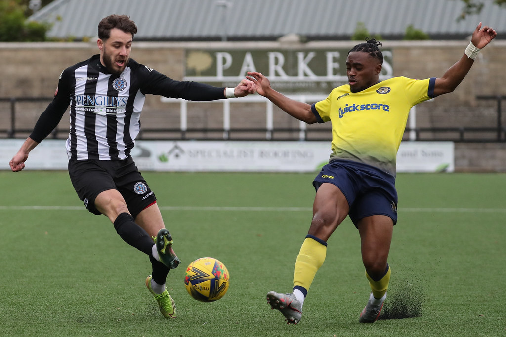 Dorchester Town FC and Farnborough FC Dorchester Town's Oa… Flickr