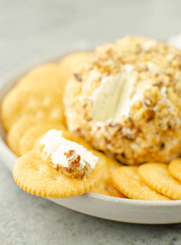 Garlic Parmesan Cheese Ball