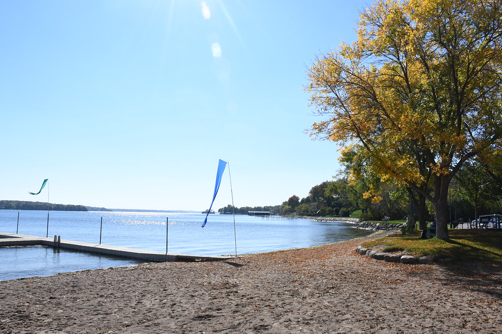 Wayzata Bay, Lake from Wayzata Beach, Wayzata, … Flickr