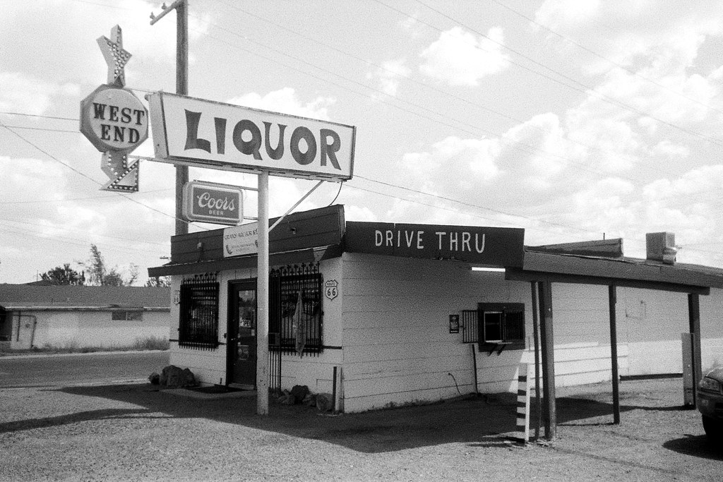 West End Liquor West End Drive Thru Liquor store on histor… Flickr