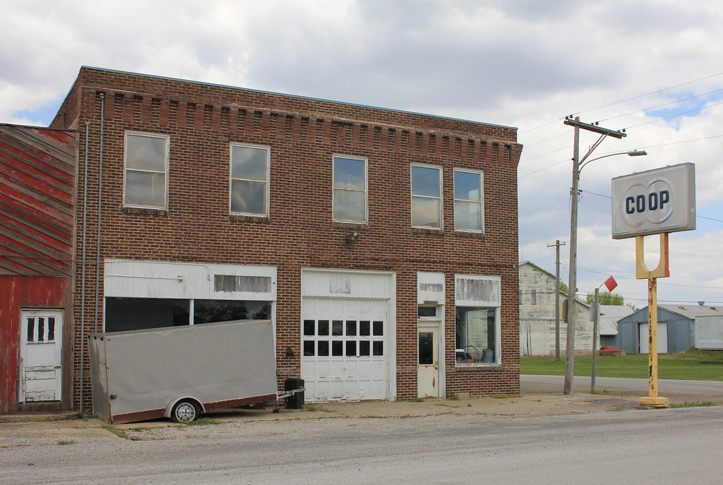 CoOp Service Station McCallsburg, IA Tom McLaughlin Flickr