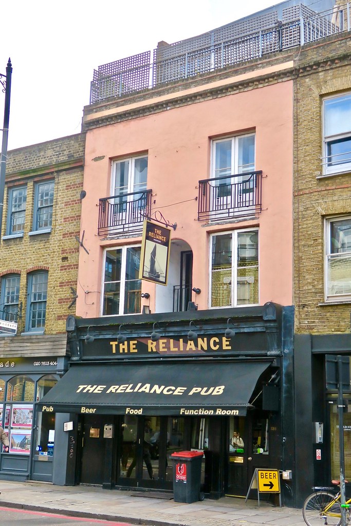 The Reliance, London, UK The Reliance Pub, 336 Old Street,… Flickr