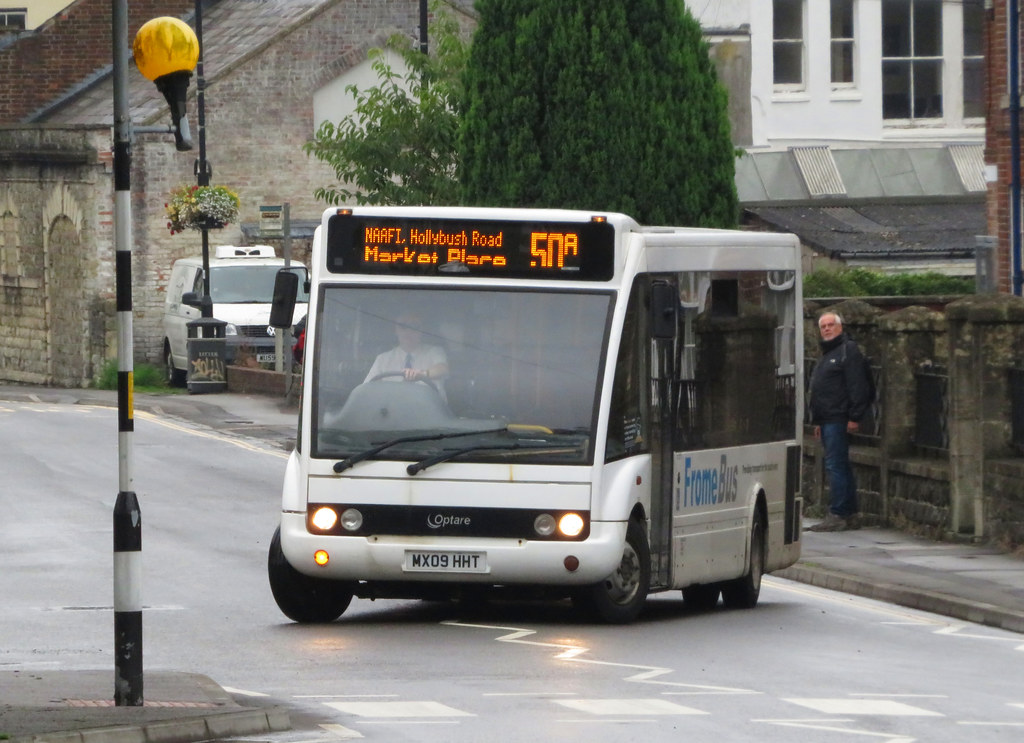 FROME BUS MX09HHT STATION ROAD WARMINSTER SAT 21ST AUG… Flickr
