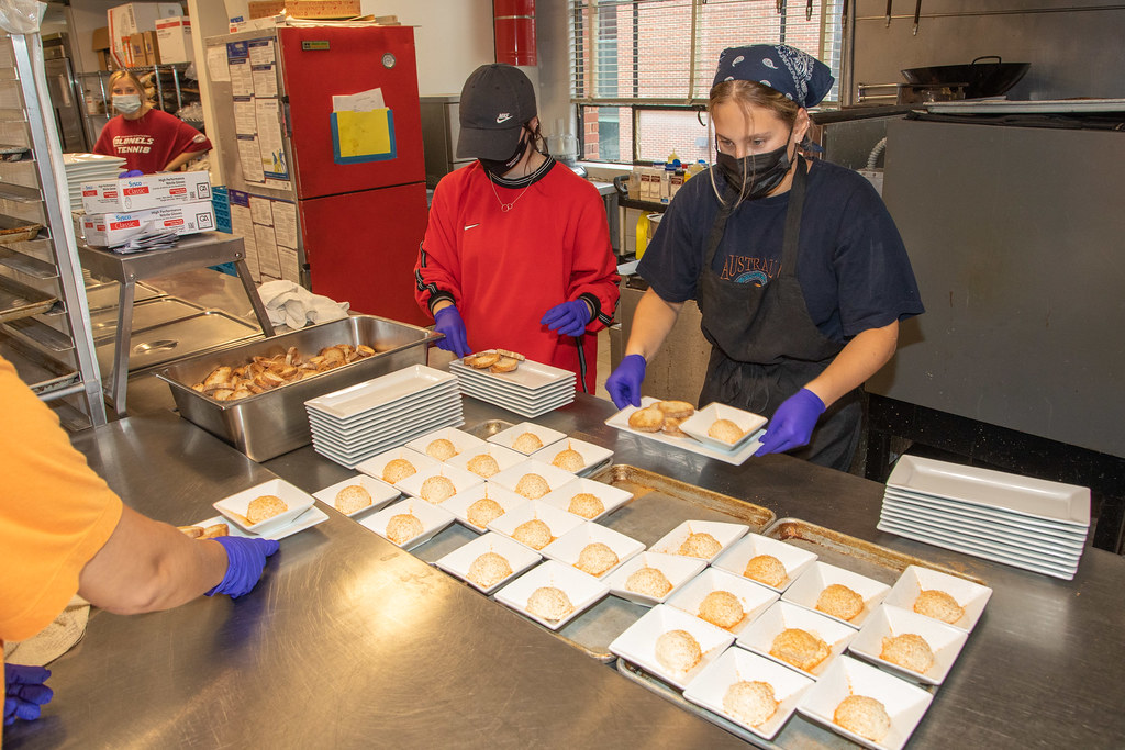 20211021acp159sp043.jpg DHN 342 Quantity Food Production c… Flickr