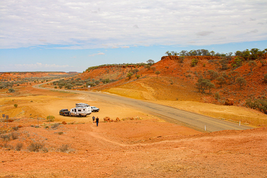 BouliaWinton Road (Outback Way) at Cawnpore Hills Lookout… Flickr