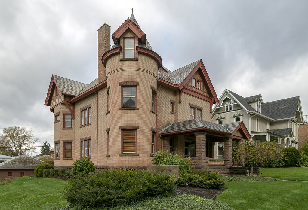 Hiram Cary House — Millersburg, Ohio Christopher Riley Flickr