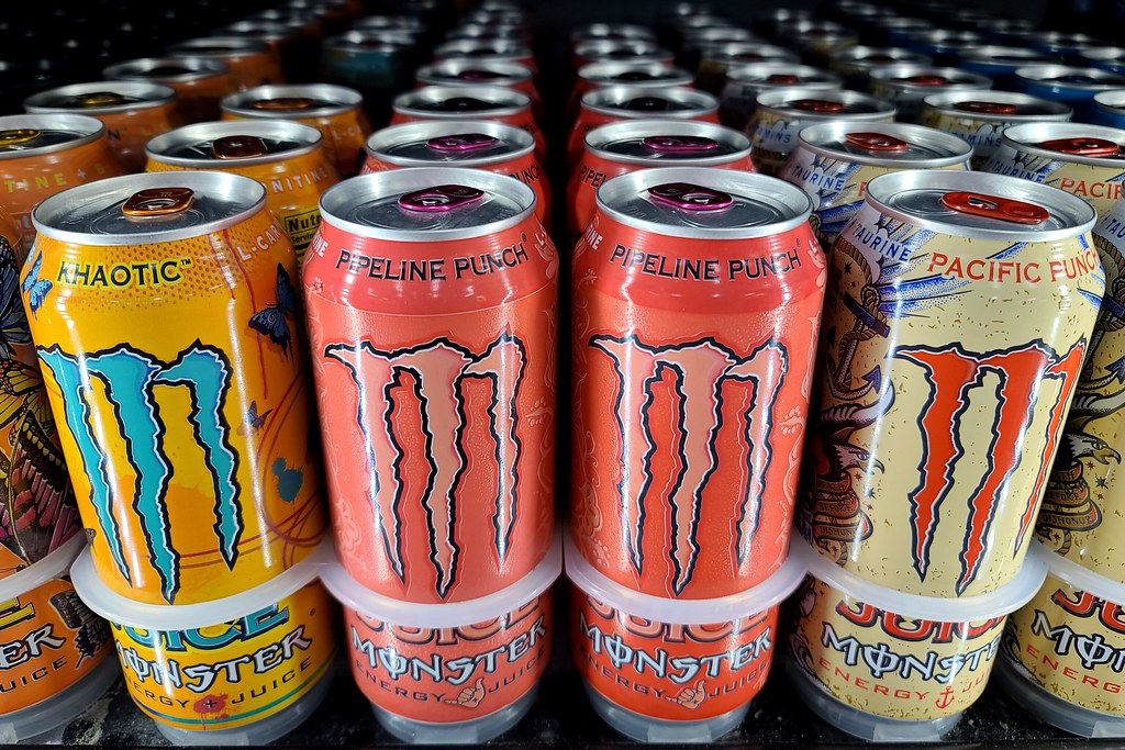 Rows of energy drinks at Sheetz [05] Rows of canned energy… Flickr