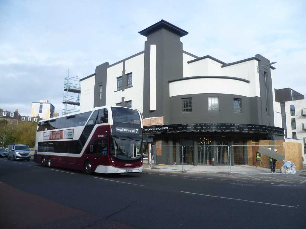 Lothian 1066 on Great Junction Street, Edinburgh. Fleet nu… Flickr