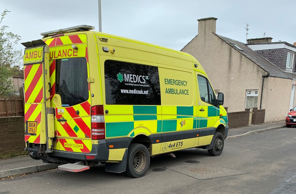 Ambulance, Rose Terrace. Leven. Fife. Scotland. Terry Gilley Flickr