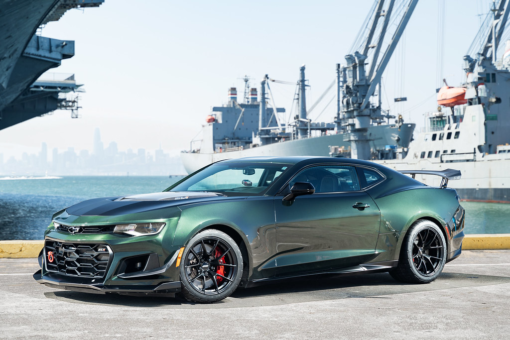 6th Gen Camaro 1LE ZL1 on 18" VS5RS Wheels Satin Black V… Flickr