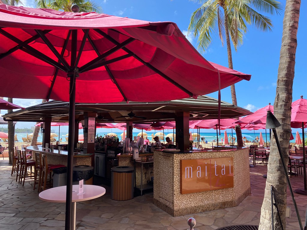 Mai Tai Bar 2259 Kalakaua Ave, Honolulu, HI 96815 jericl cat Flickr