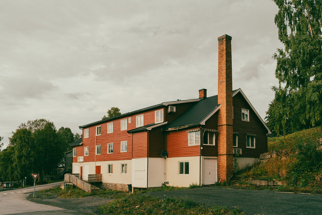 Old wood factory. Old wood factory. Øyvind Holmstad Flickr