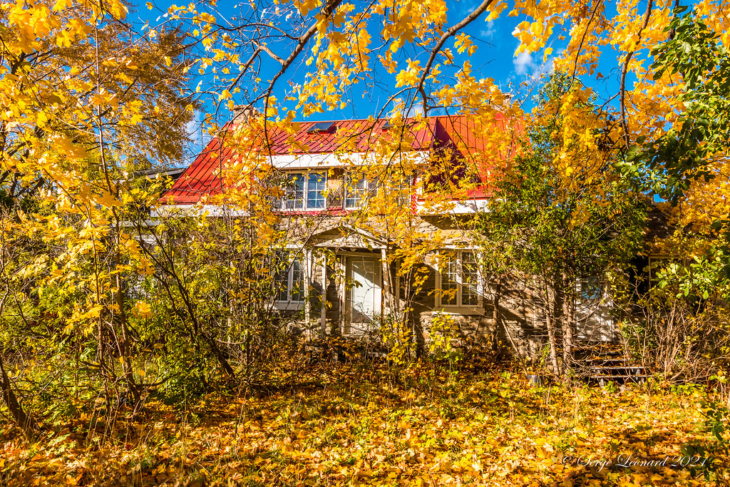 211101 Belle résidence boulevard SaintElzéar O Laval … Flickr