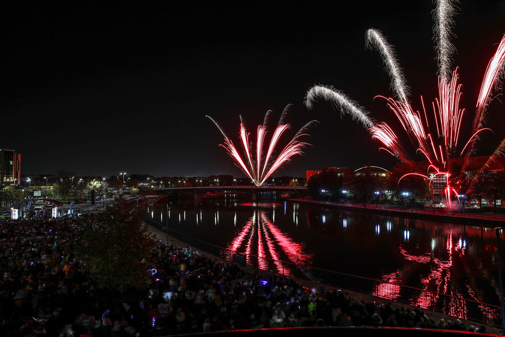 StocktononTees Borough Council's Firework Display 2021 Flickr