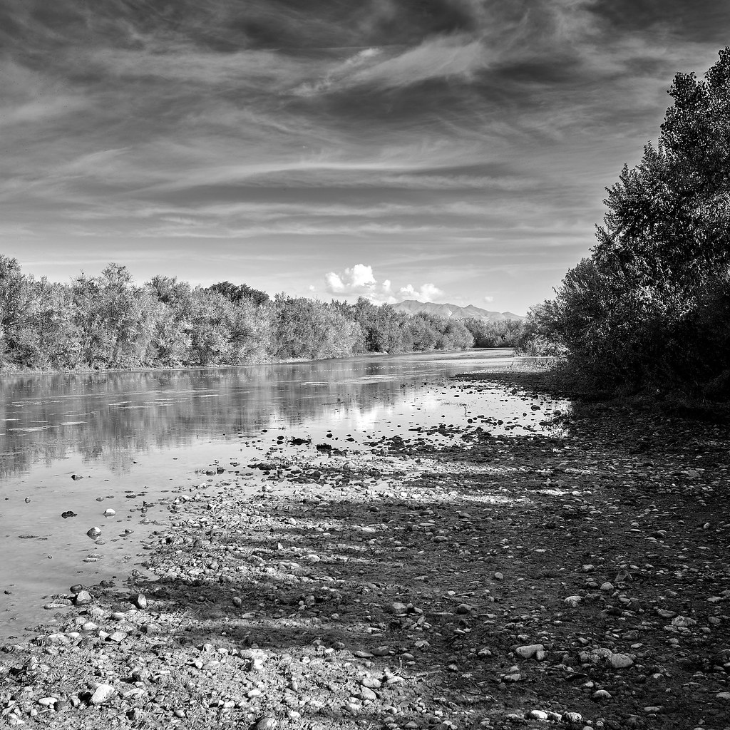 Rio Grande, Peña Blanca, New Mexico a photo on Flickriver