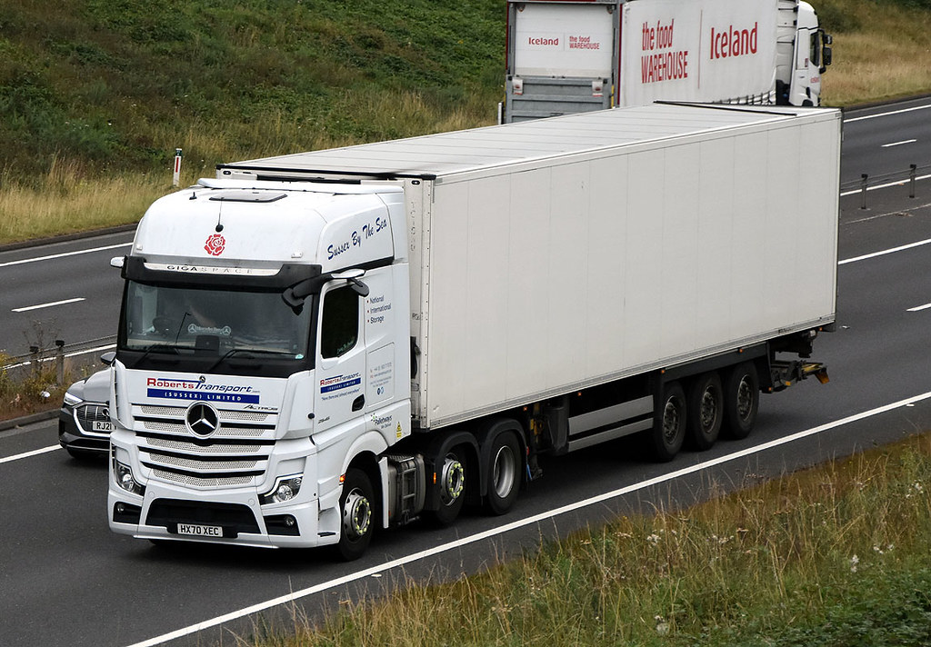 ROBERTSTRANSPORTHX70XEC Lyndon Ranford Flickr