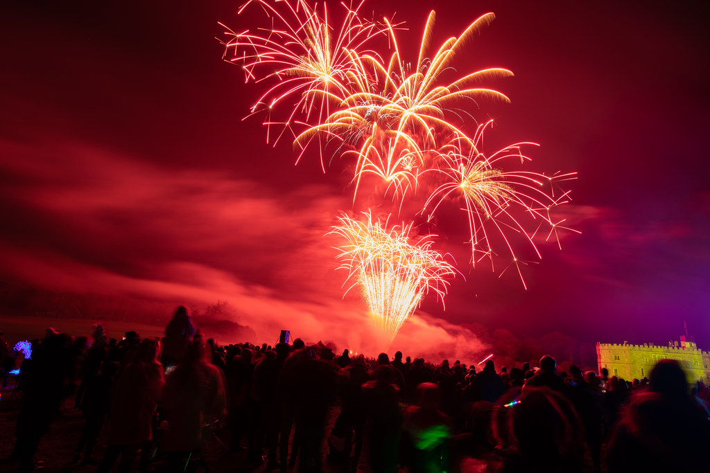 leeds castle fireworks 2021 (10) Jason Cardno Flickr