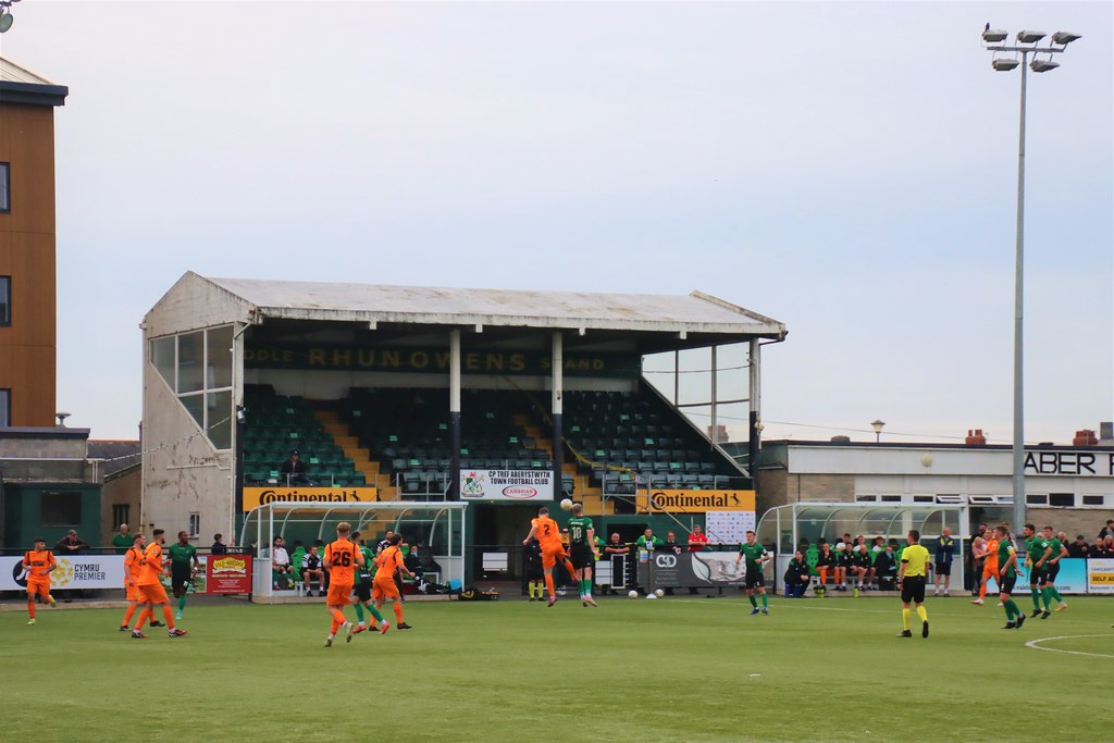 Aberystwyth Town v Caernarfon Town (01) 09/10/2021 Flickr