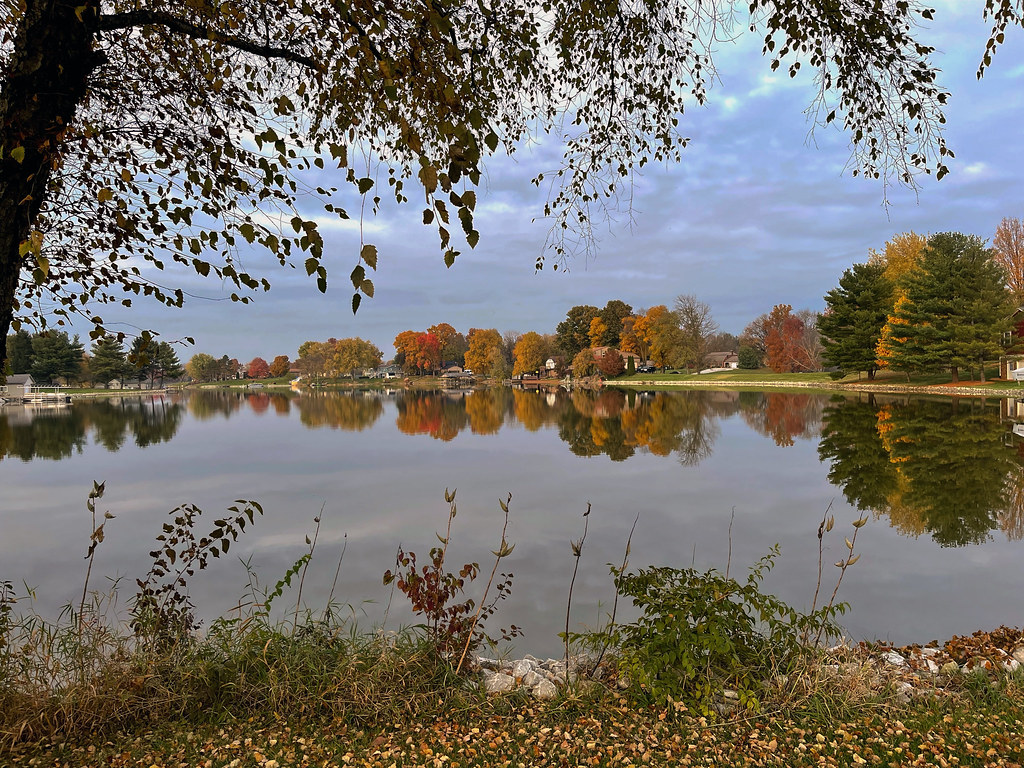 DG0287L Scenic, Autumn Fortville Pike, Indiana 11/10/2021 … Flickr