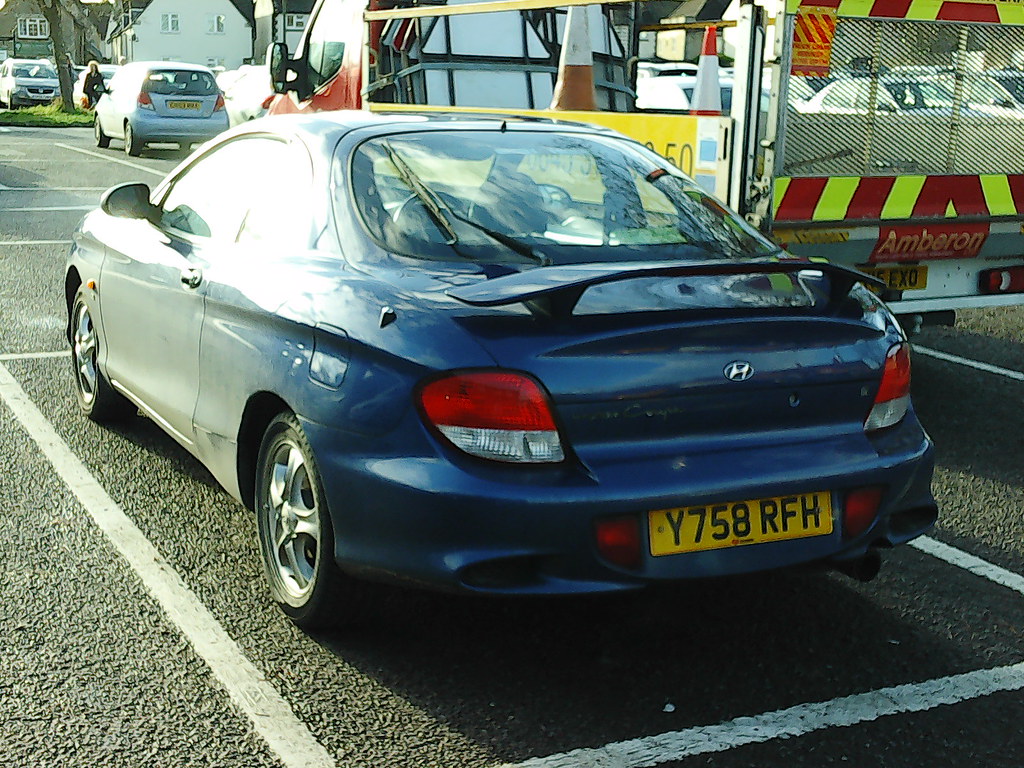 2001 Hyundai Coupe Seen in Church Street Car Park, Melksha… Flickr