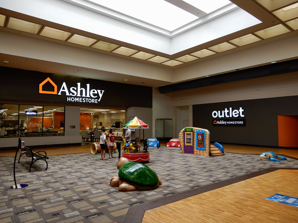Ashley Furniture (Former Venture & Shopko) "West Park Ma… Flickr