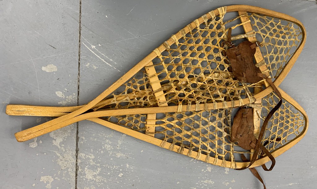 One pair of Classic Snowshoes , Martin’s photographs , Aja… Flickr