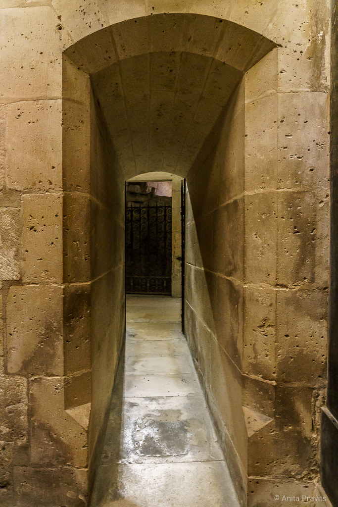 Basilique de SaintDenis, crypt 6th12th c., ossuary Flickr