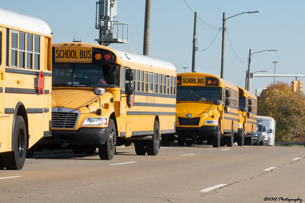 Ferndale Public Schools School Buses Ferndale Public Schoo… Flickr