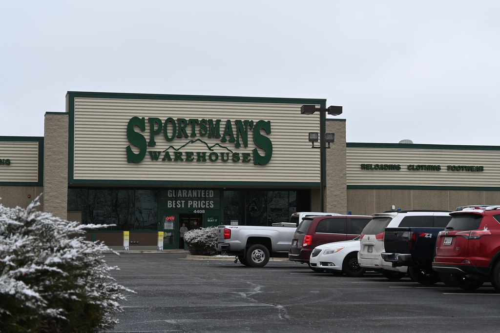 Sportman's Warehouse Fort Wayne IN Formerly Staples gameking3 Flickr