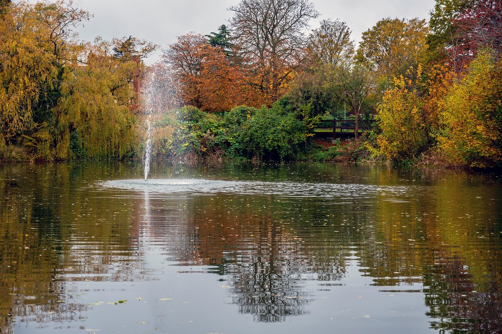 Bletchley Lake A place for the staff to relax which became… Flickr