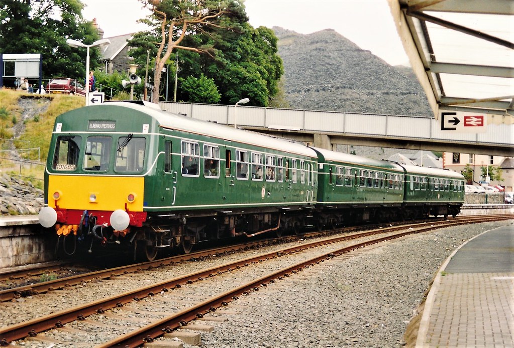 101685 Blaenau Ffestiniog 180894 Blaenau Ffestiniog on a d… Flickr