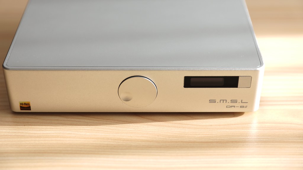 S.M.S.L. HighResolution Power Amplifier “DA8S”. S.M.S.L.… Flickr