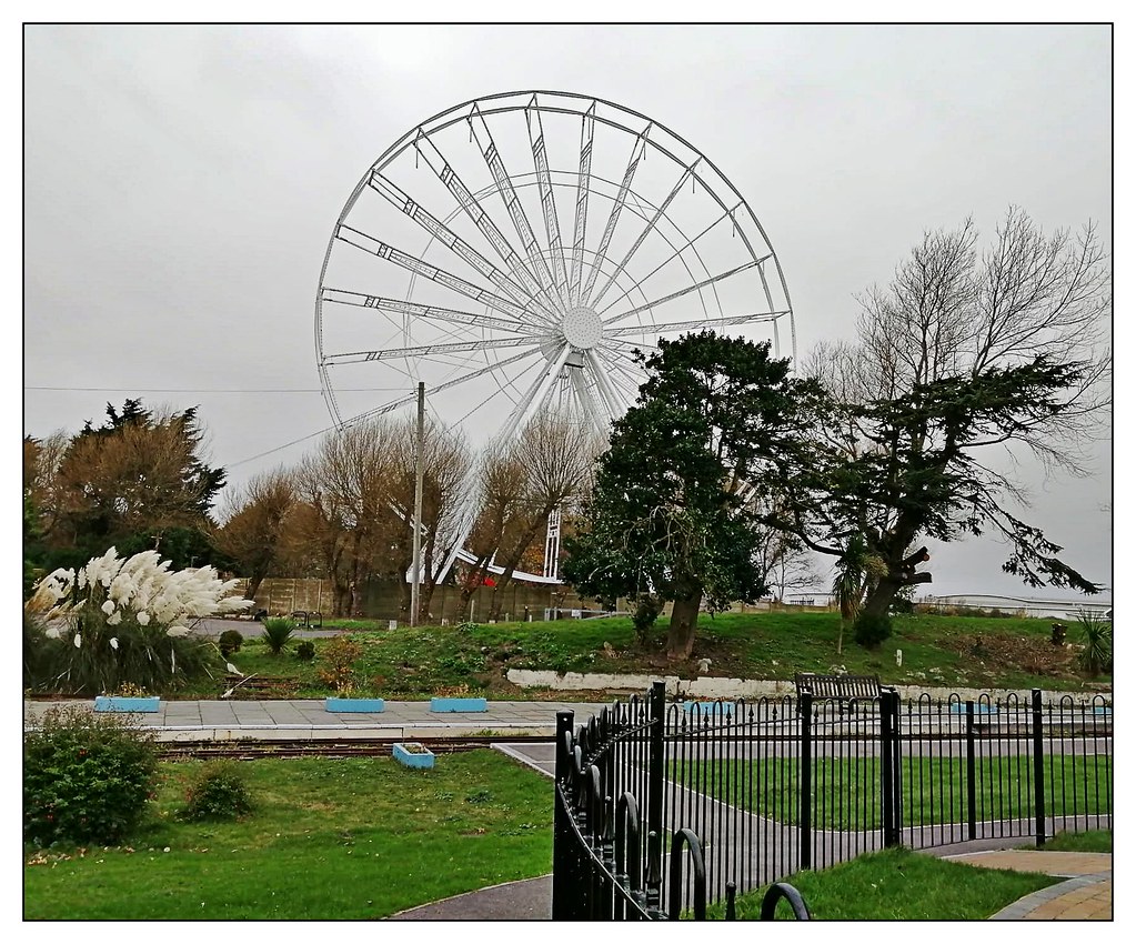 Big Wheel keeps on turning…..HFF Southport’s new Big Wheel… Flickr