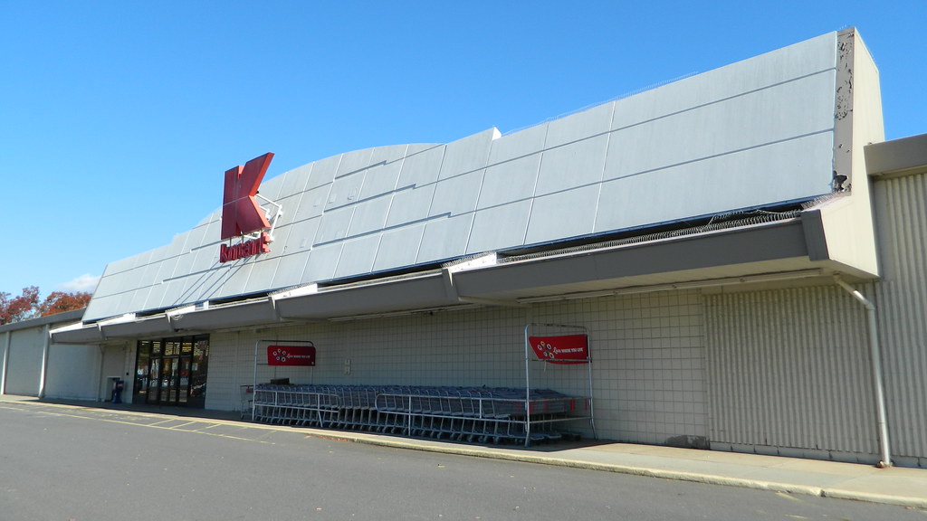 Kmart Kmart 3438 (84,280 square feet) 1550 Saint … Flickr