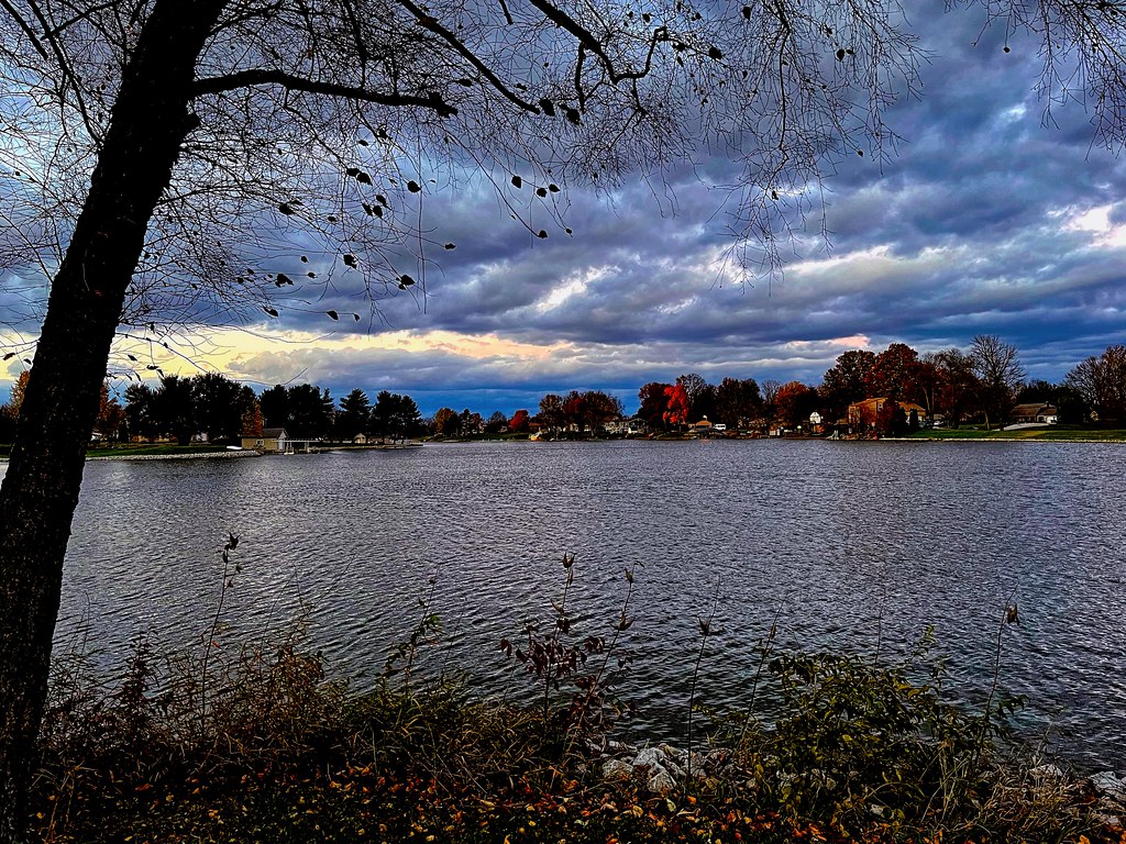 DG0287V Scenic, Autumn Fortville Pike, Indiana 11/18/2021 … Flickr