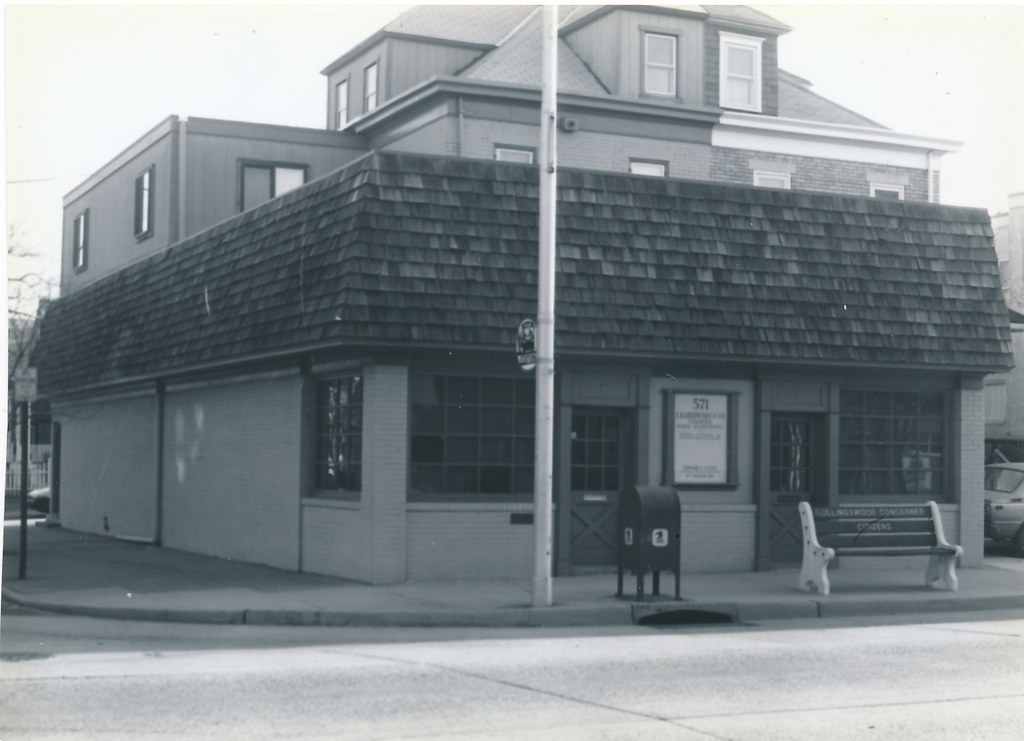 IMG_20211025_0046 Collingswood Public Library Flickr