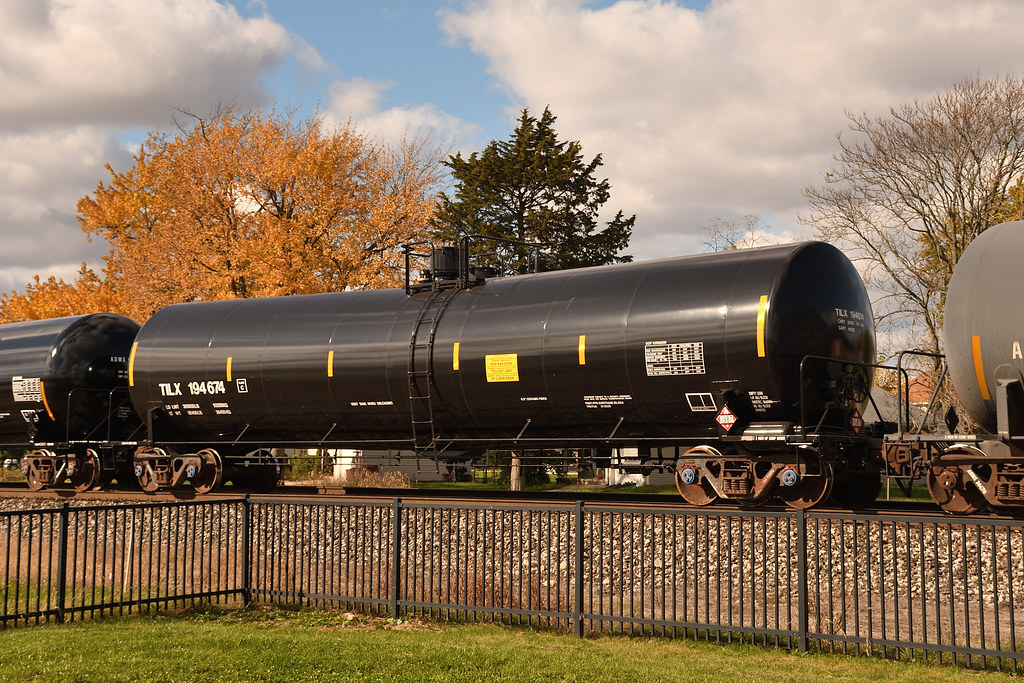 TILX 194674 TILX 194674, Tank Car, 14Q EB at C&O Crossing,… Flickr