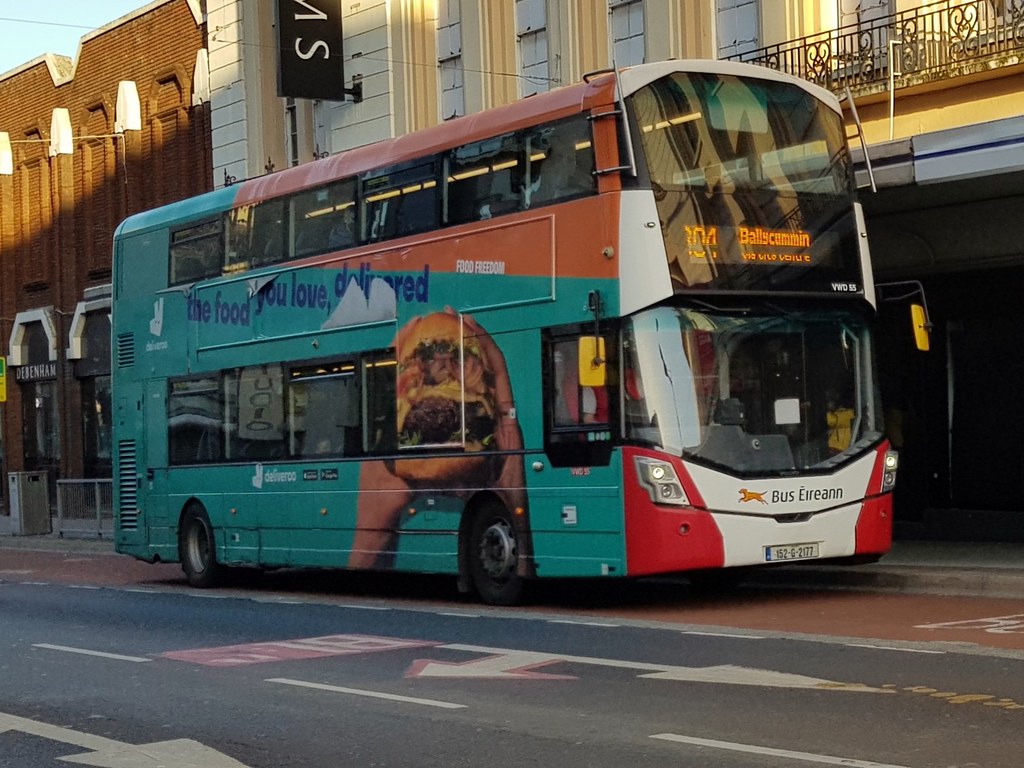 VWD55 (152G2177) on Route 304 at Sarsfield Street, Limer… Flickr