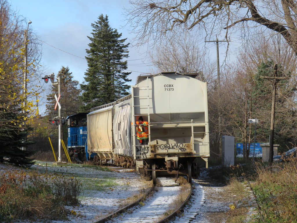 Backing up towards Church Street, Orangeville After servic… Flickr