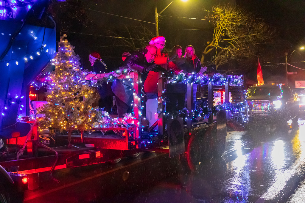 3072_2L0A2022_20211121_1809 Belleville Ontario Santa Claus… Flickr