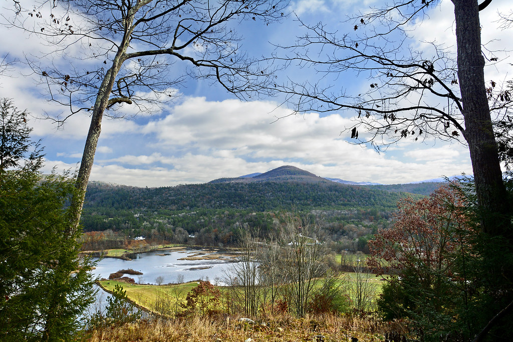 Sunday Mountain in Orford, New Hampshire rachel.roze Flickr