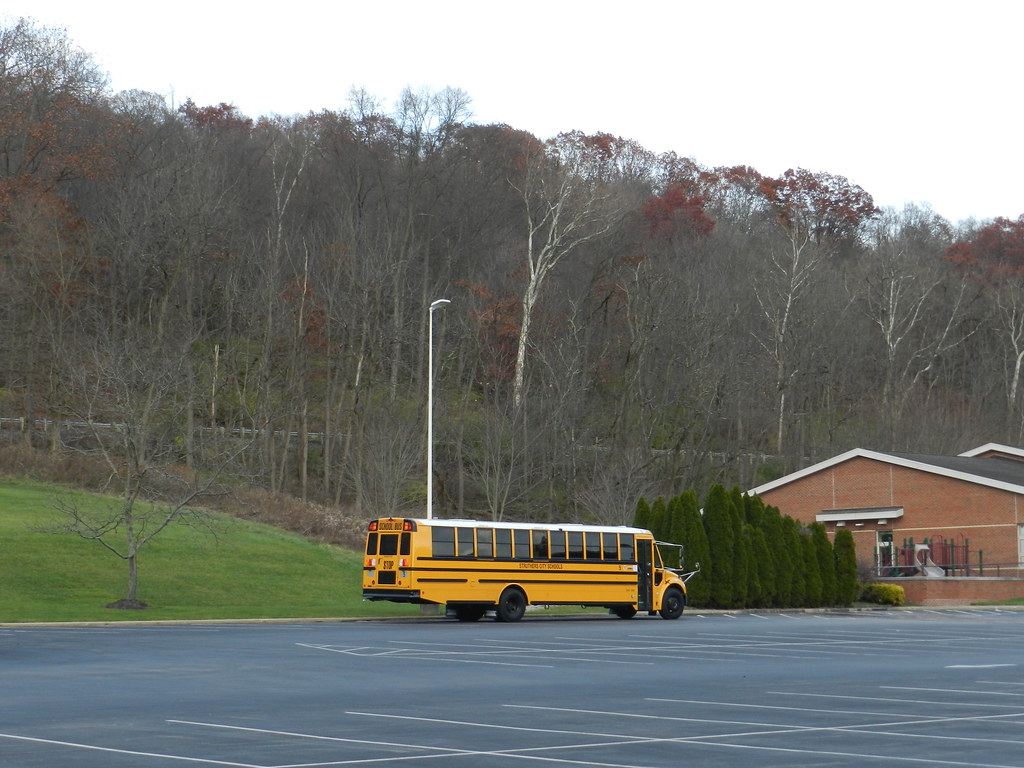 DSCN6106 Struthers City Schools 5 2022 Thomas SafTLine… Flickr