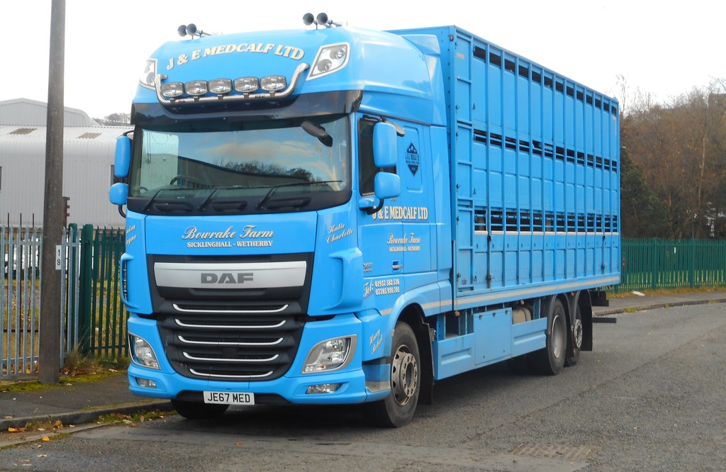 JE67 MED DAF XF J & E MEDCALF Stainland barry hanson Flickr