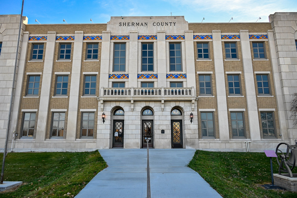 Sherman County Courthouse Michael Farrell Flickr