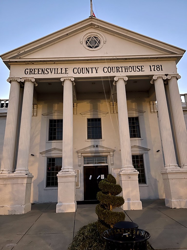Entryway of Greensville County Courthouse in Emporia, Virg… Flickr