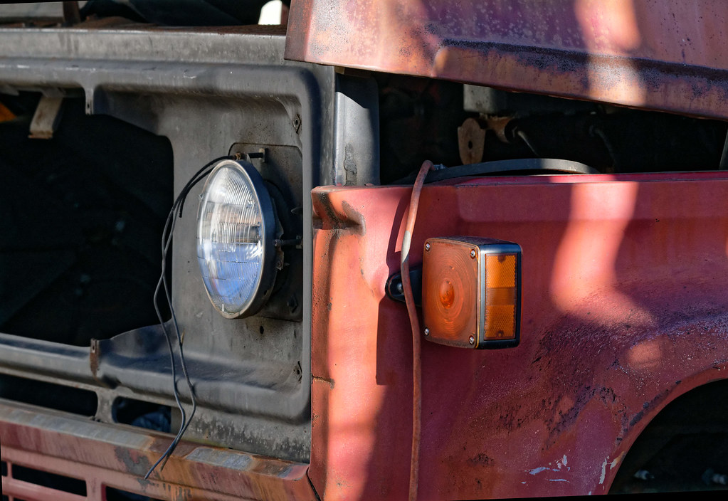Front of old dump truck Warner, NH William Balsam Flickr