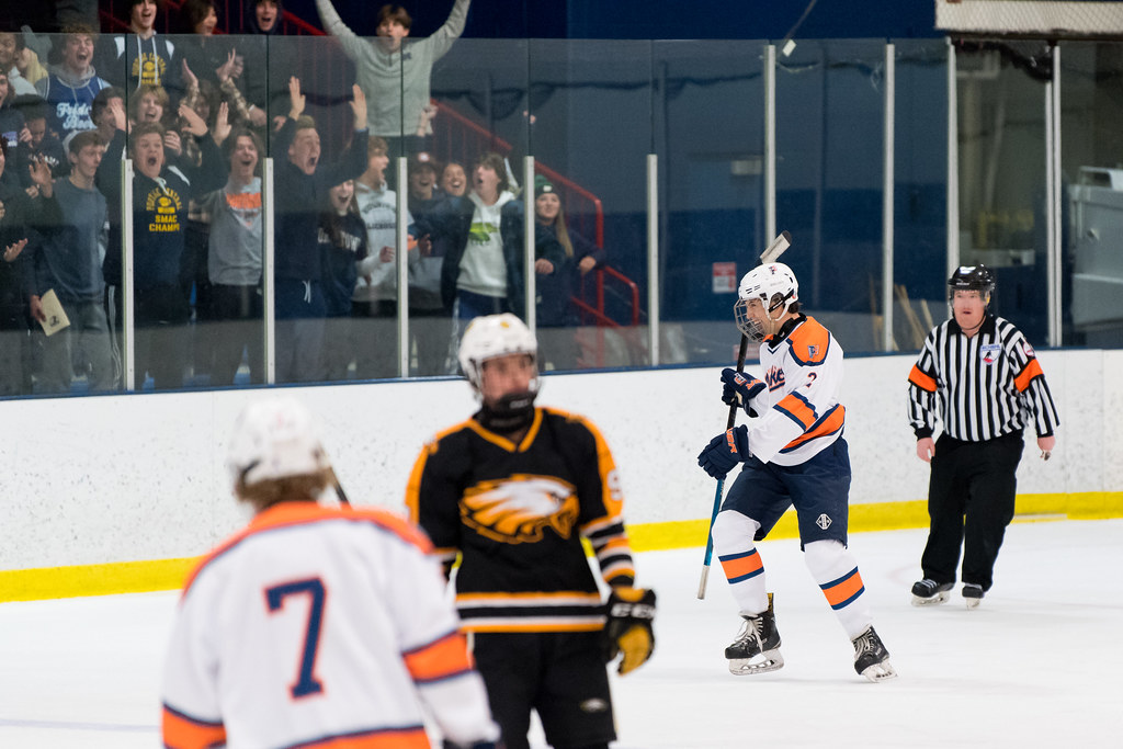 Muskies vs. Kalamazoo Eagles, Dec 2, 2021 Flickr