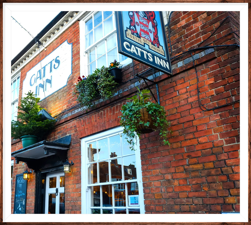Catts Inn Rotherfield Sussex Lovely village inn at Rother… Flickr